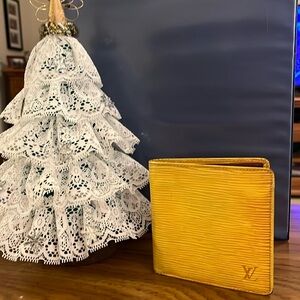Louis Vuitton Epi Leather Wallet